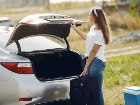 Good Reasons to Rent a Car on Your Vacation